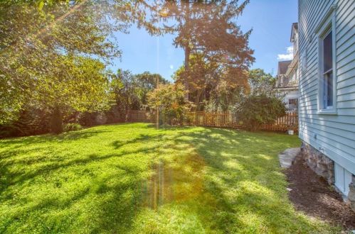 53 Mead Ave, Greenwich CT  06830-6812 exterior