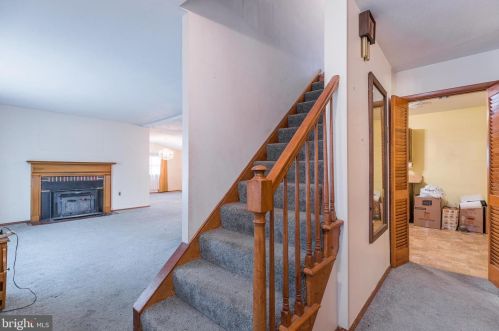 427 Holiday Dr, Aberdeen MD  21001-1813 exterior