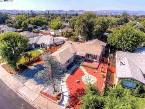 1427 El Dorado Dr, Livermore, CA 94550-5916