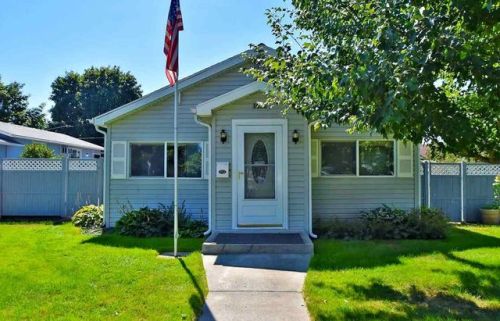 1650 Queen Ave, Spokane WA  99207-4147 exterior