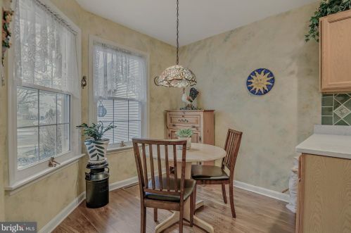 28 Liberty Ct, Carlisle PA  17015-9256 exterior