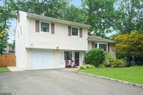 2133 Cheyenne Way, Scotch Plains, NJ 07076-4650