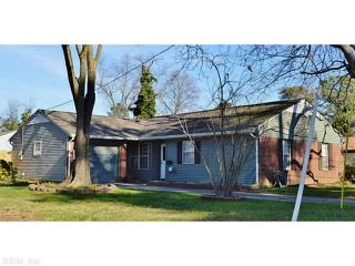 300 Louvett St, Norfolk, VA 23503-5243