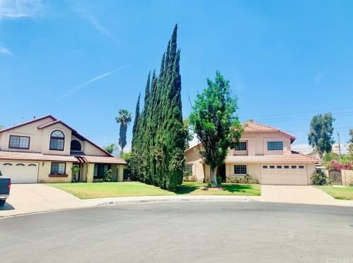 778 Tullock St, Bloomington, CA 92316-2168