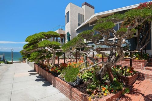 133 16th St, Manhattan Beach, CA 90266-4616