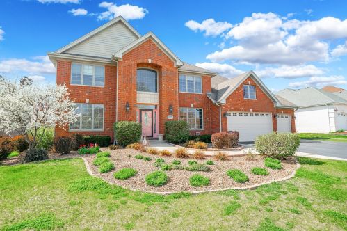 20004 Red Oak Dr, Mokena, IL 60448-1337
