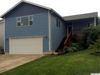 234 Harder Ave, Dallas, OR 97338-1472