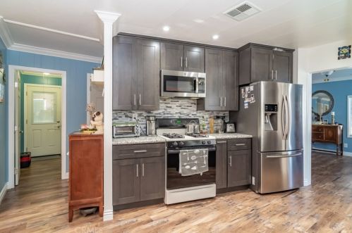 89 Sir Galahad Dr, Riverside CA  92507-6950 exterior