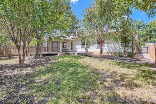 8717 Copano Dr, Austin TX  78749-3886 exterior