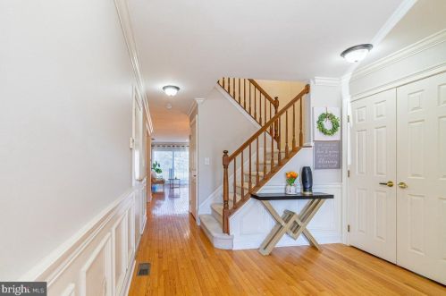 72 Castleton Rd, Princeton, NJ 08540-1650