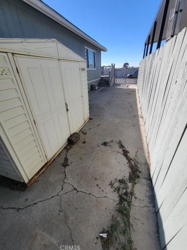 21752 Pacific Coast Hwy, Huntington Beach CA  92646-7619 exterior