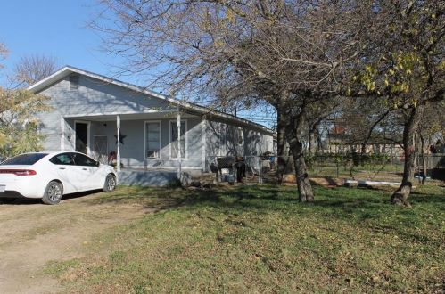 308 San Marcos St, Whitney, TX 76692-2238