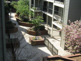 409 Granville Ct, Atlanta, GA 30328-3439