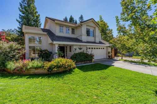 224 Partridge Ct, Windsor, CA 95492-7948