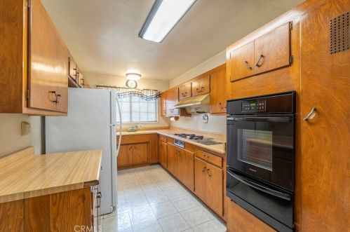 529 Sunkist St, Anaheim CA  92806-3053 exterior