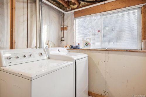 21264 Belleview Pl, Denver CO  80015-6406 exterior