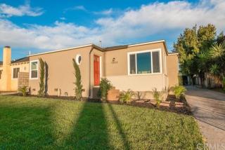 10414 Manhattan Pl, Los Angeles, CA 90047-4420