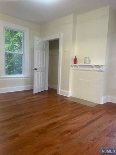 17 Plymouth St, Montclair NJ  07042-2607 exterior