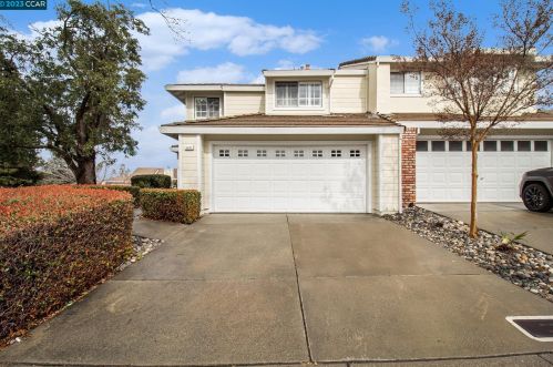 5241 Pebble Glen Dr, Concord CA  94521-4534 exterior