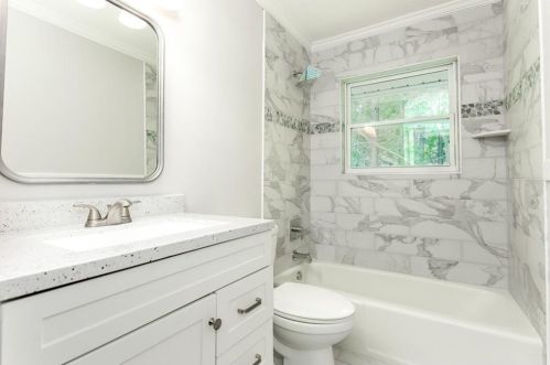610 Alex Dr, Atlanta GA  30331-4350 exterior