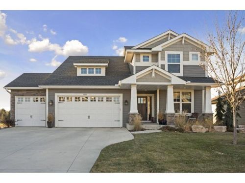 3209 Butternut Dr, Corcoran, MN 55340