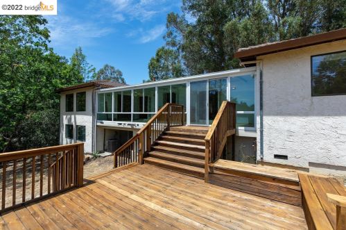 6 Pillon Real, Concord CA  94523-1622 exterior