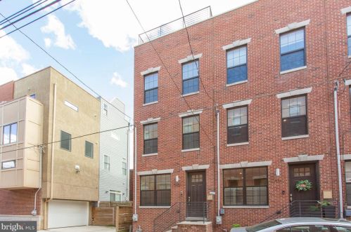 2408 Manton St, Philadelphia PA 19146-4312 exterior