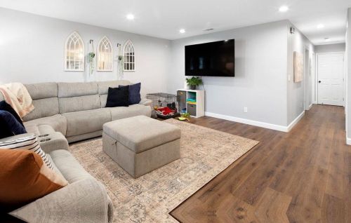 740 La Paloma Way, Gilroy CA  95020-4107 exterior