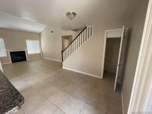 257 Riverview Way, Oceanside, CA 92057-5828