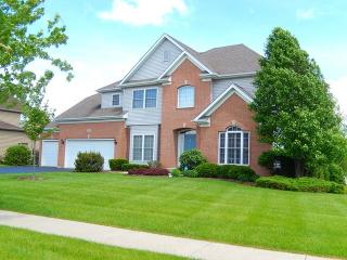 3420 Roseman Ln, Dekalb, IL 60115-8232