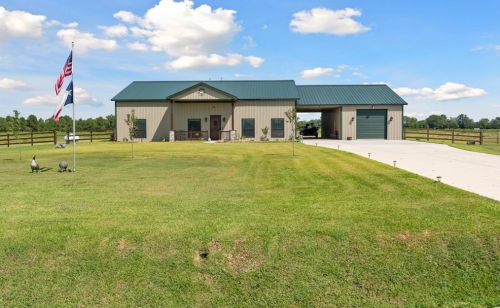9861 Fm 686, Mont Belvieu, TX 77535