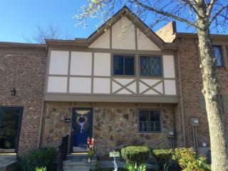 499 Halifax Cir, Cincinnati OH  45244-1868 exterior