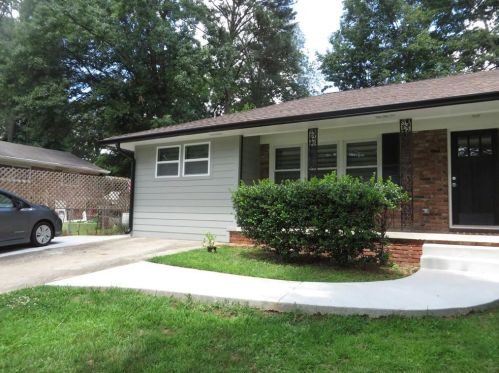 3797 Carole Dr, Atlanta GA  30340-2426 exterior