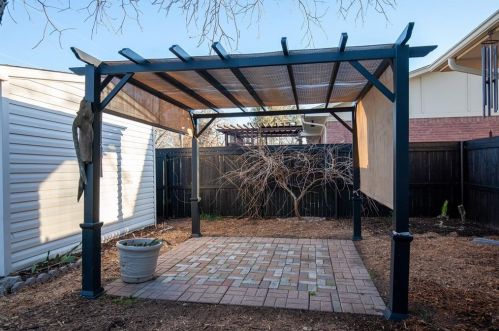 2502 Patricia Ln, Garland TX 75041-1442 exterior