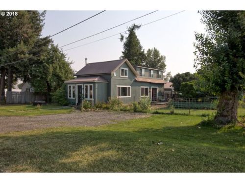 617 Elizabeth St, Lostine, OR 97857-2003