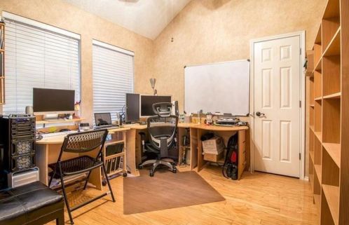 6716 Lucas Ln, Fort Worth TX  76182-3946 exterior