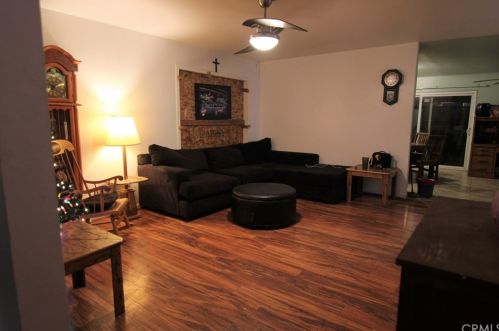 6897 Dorinda Dr, Riverside CA  92503-1144 exterior