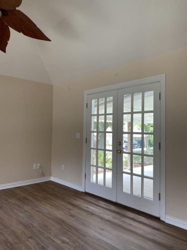 6100 Melinda Dr, Fort Worth TX  76119-7532 exterior