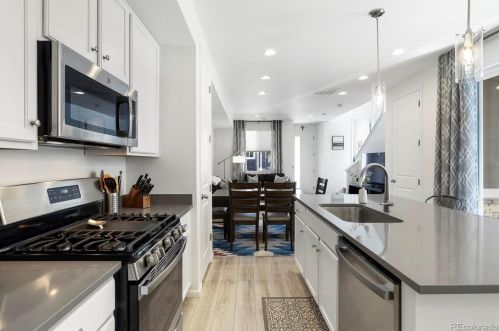 23611 5th Dr, Aurora CO  80018 exterior