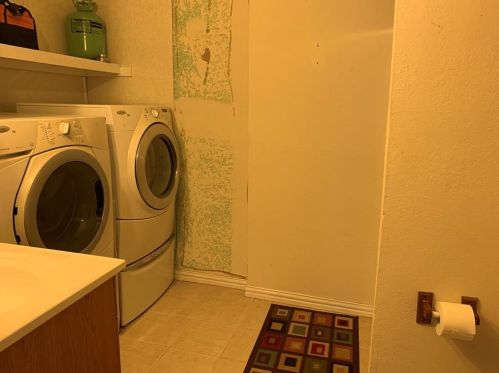 2023 Plymouth Dr, Irving TX 75061-2019 exterior