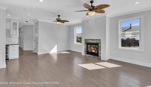 19 Sturgis Rd, Lavallette NJ 08735-2843 exterior