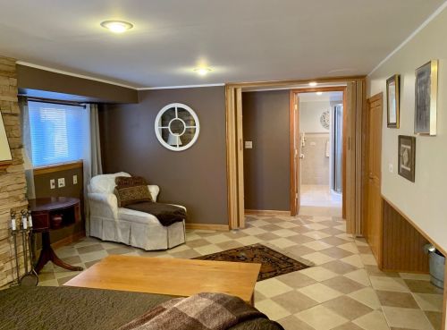 8453 North Ter, Niles IL  60714-2369 exterior