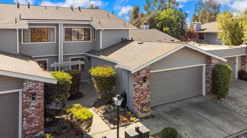1772 Stuart Ct, Benicia, CA 94510-1731