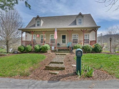 1119 Sugar Hollow Loop, Unicoi, TN 37692-6541