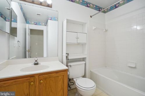 13491 Colesmire Gate Way, Bristow VA  20136-1780 exterior
