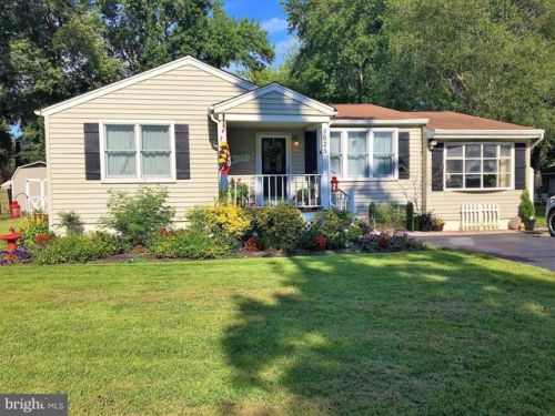 5625 Dartmouth St, Churchton, MD 20733-9789