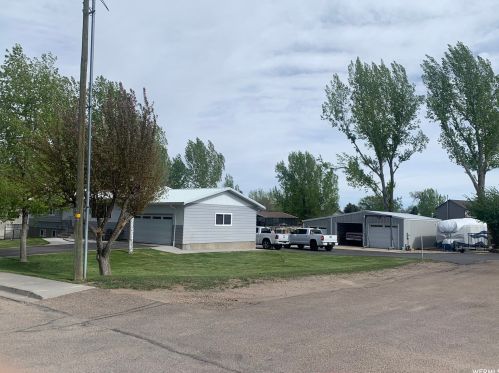 985 1100, Vernal UT  84078-4612 exterior