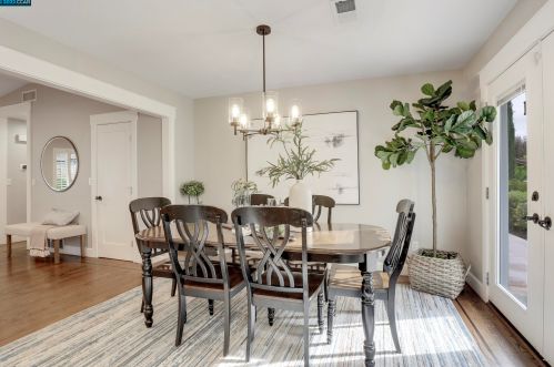 1833 Leo Ln, Concord CA  94521-2348 exterior