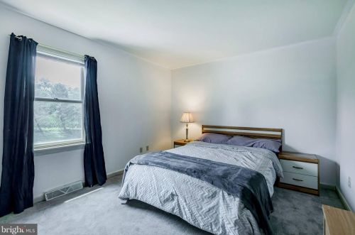 2616 Standardbred Dr, Lancaster PA  17603-4161 exterior