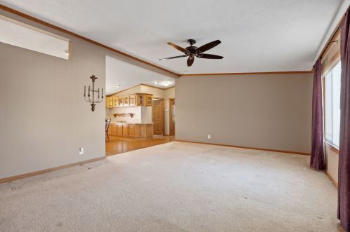 22951 Pinehurst Dr, Frankfort, IL 60423-6731